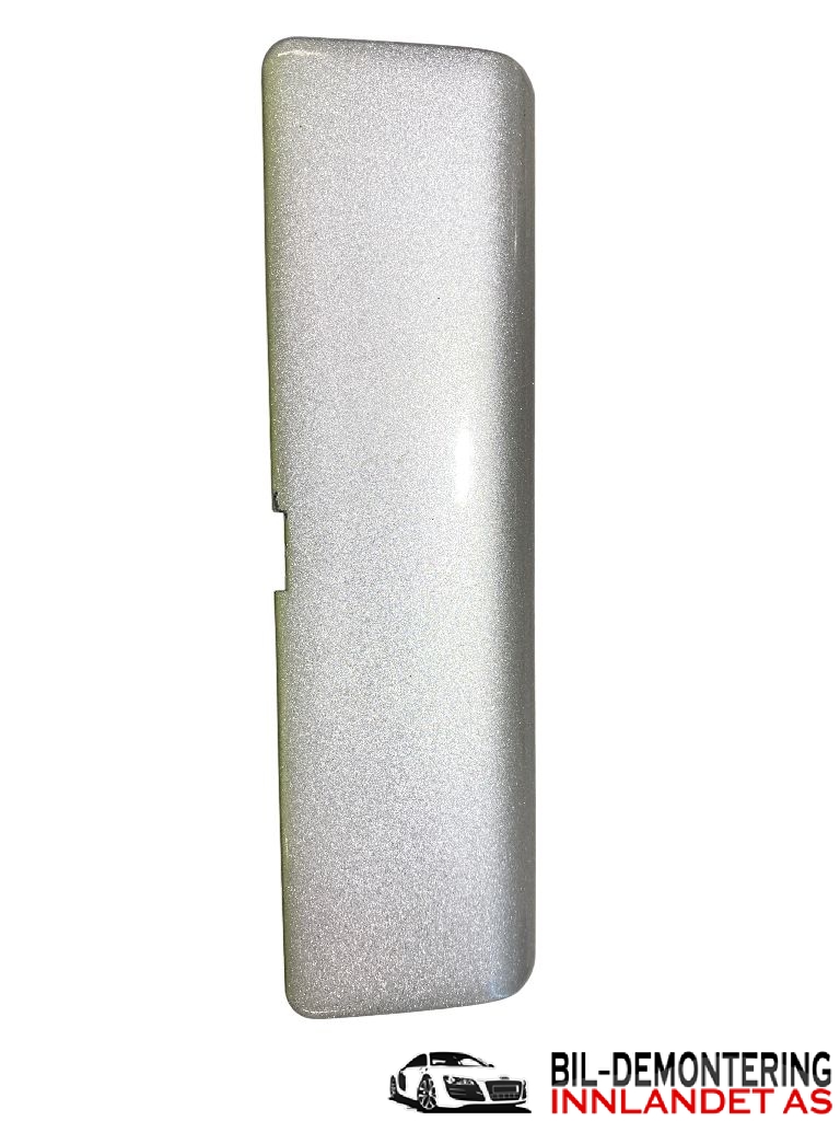 Karosseri diverse til Toyota Avensis 2009-2015 (Type III, Fase 1)  (TOYOTA||7563505020B0|75635-05010)
