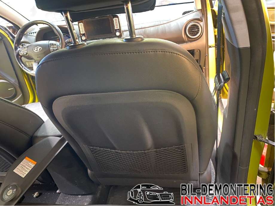 Sete foran høyre til Hyundai Kona 2017-2021 (Type I, Fase 1)  (HYUNDAI|88690K4270TRY|88400K4741SVE|)