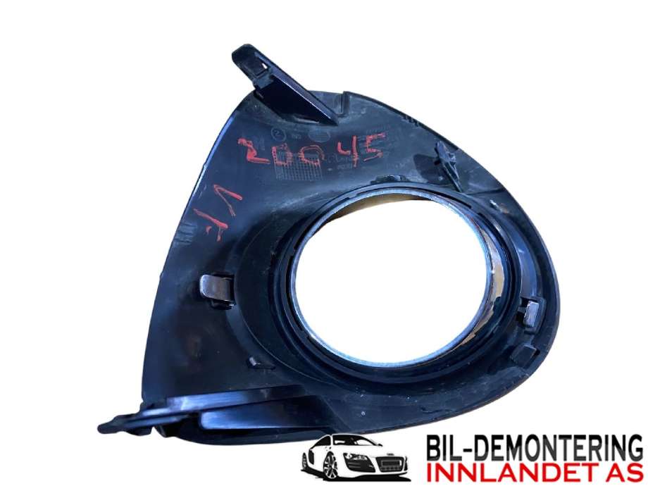 Frontlyktehus til Toyota Avensis 2009-2015 (Type III, Fase 1) (TOYOTA|8148205010|)