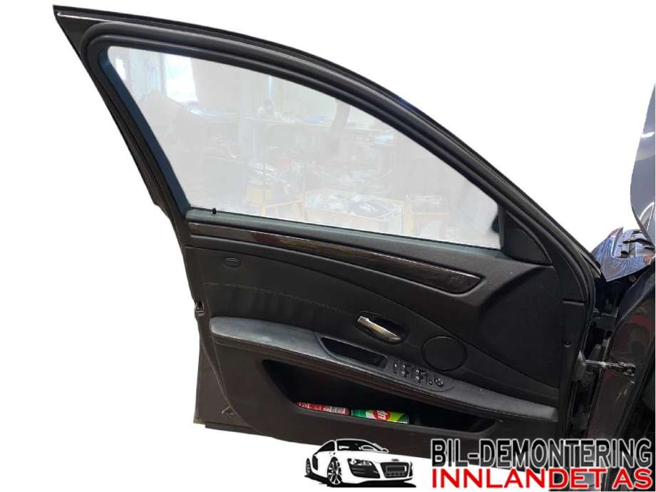 Dør venstre foran til BMW 5-Serie 2003-2010 (E60/E61) (E60/E61) (BMW|41 51 5 A2A 3A5|)