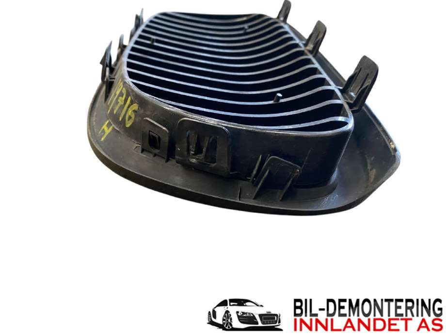 Grill høyre til BMW 3-Serie 2005-2011 (E90/E91/E92/E93) (E90/E91/E92/E93) (BMW|51 13 7 157 276|)