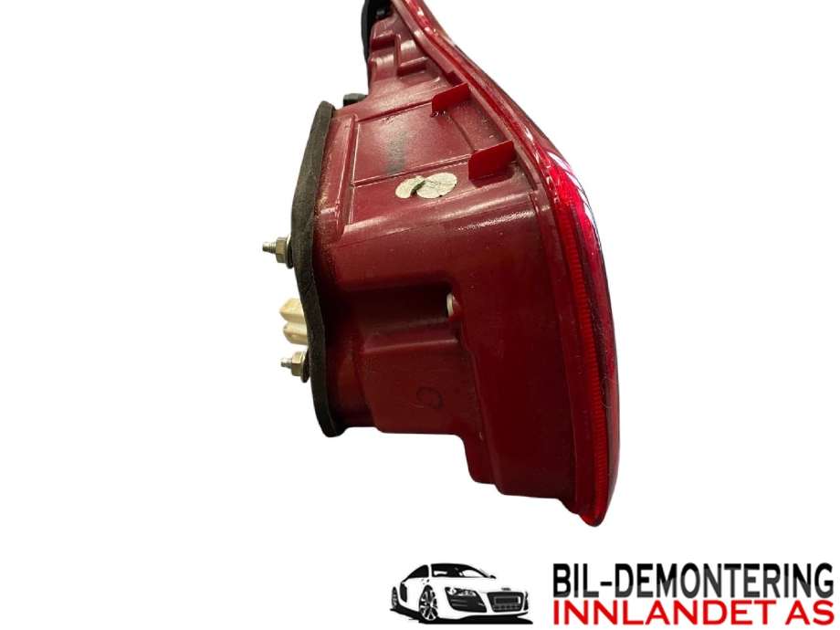 Baklykt venstre indre til Kia Sportage 2010-2016 (Type III)  (Kia Sportage,sl,sls|92405 3W610|)
