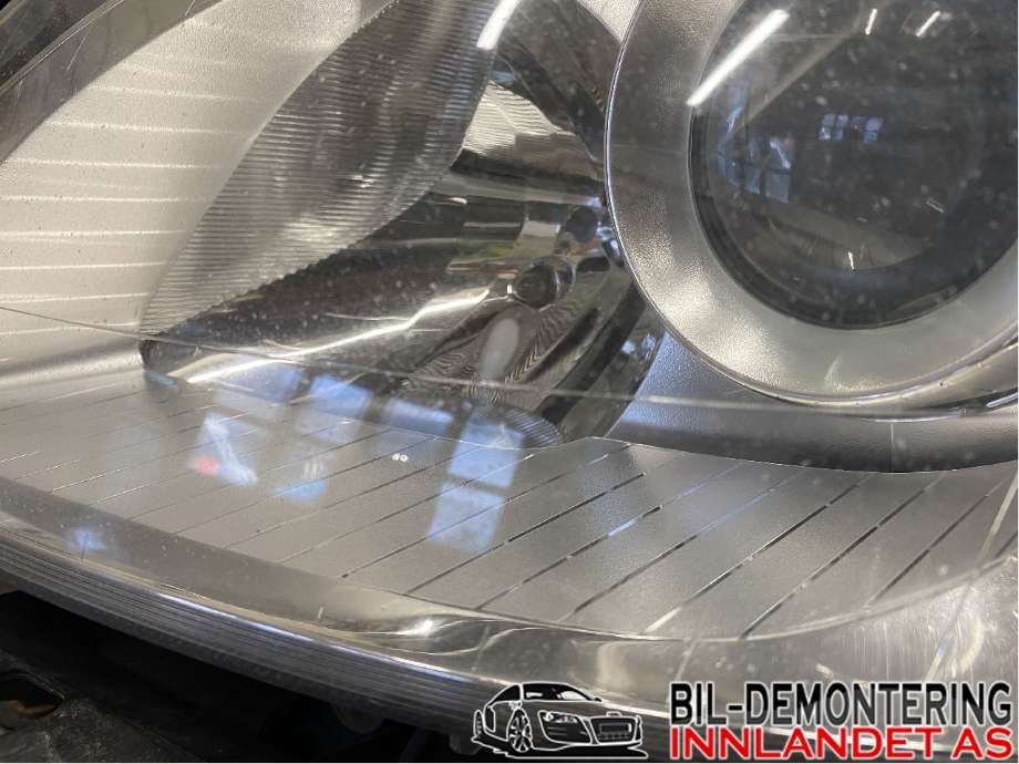 Frontlykt venstre halogen til Mercedes B-Klasse 2008-2011 (Fase 2) (W245) (W245) (MERCEDES|A 169 820 77 61|)