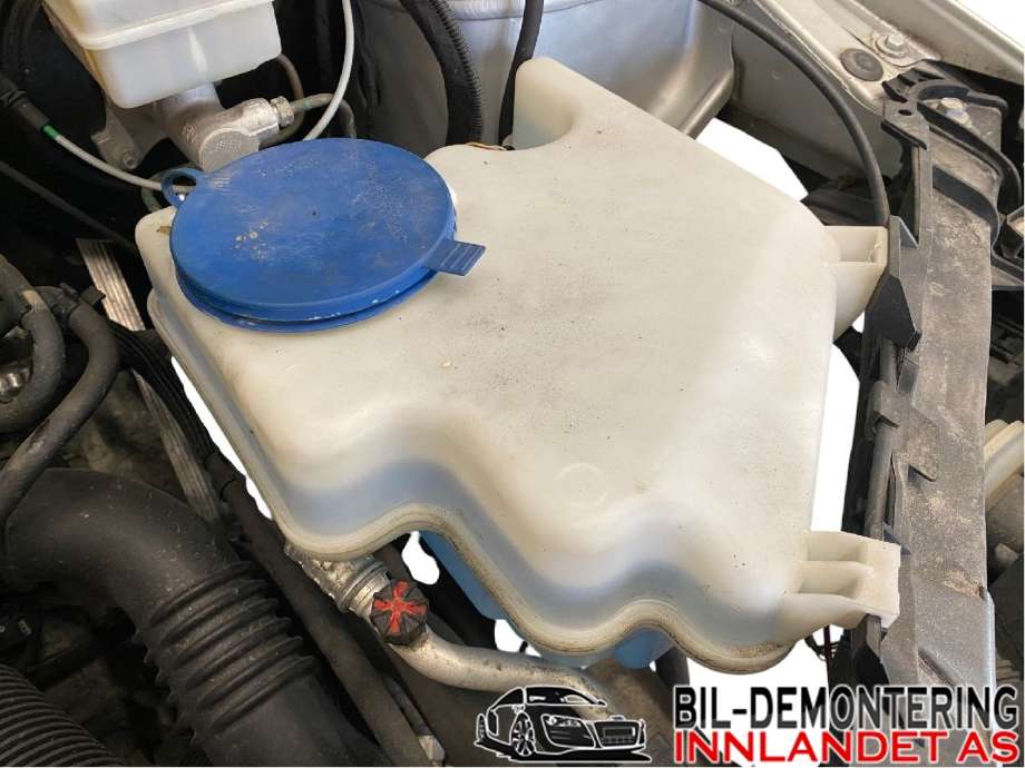 Spylertank til Mercedes B-Klasse, 2008-2011 (Fase 2) (W245) (W245) (MERCEDES|A 169 869 02 20)