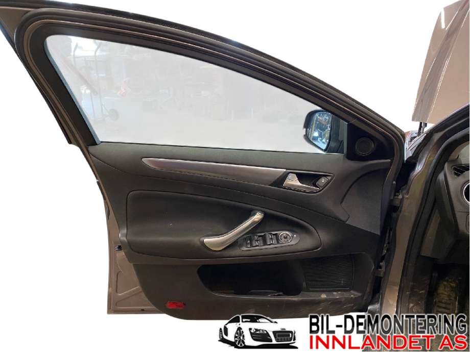 Ruteheis venstre til Ford Mondeo, 2011-2014 (Type IV, Fase 2)  (FORD|6M21-14A389-BA)