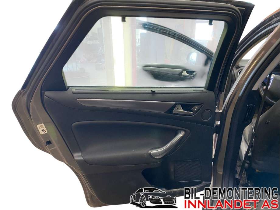 Ruteheis venstre til Ford Mondeo, 2011-2014 (Type IV, Fase 2)  (FORD|7S71-A27001-BS)