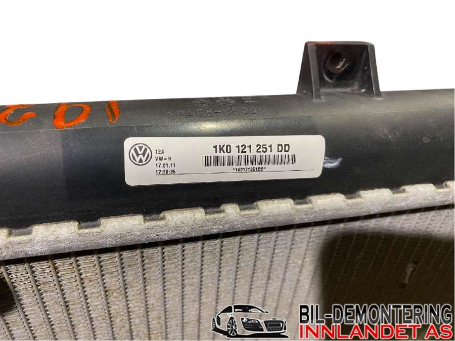 Radiator (manuell gir) til VW Golf VI 2008-2012  (VOLKSWAGEN|1K0 121 251 DM|1K0 121 251 AB|)