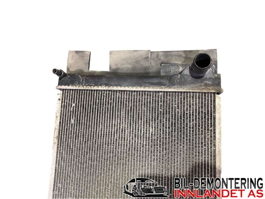 Radiator (manuell gir) til Toyota Avensis 2009-2015 (Type III, Fase 1)  (TOYOTA|164000D410|)