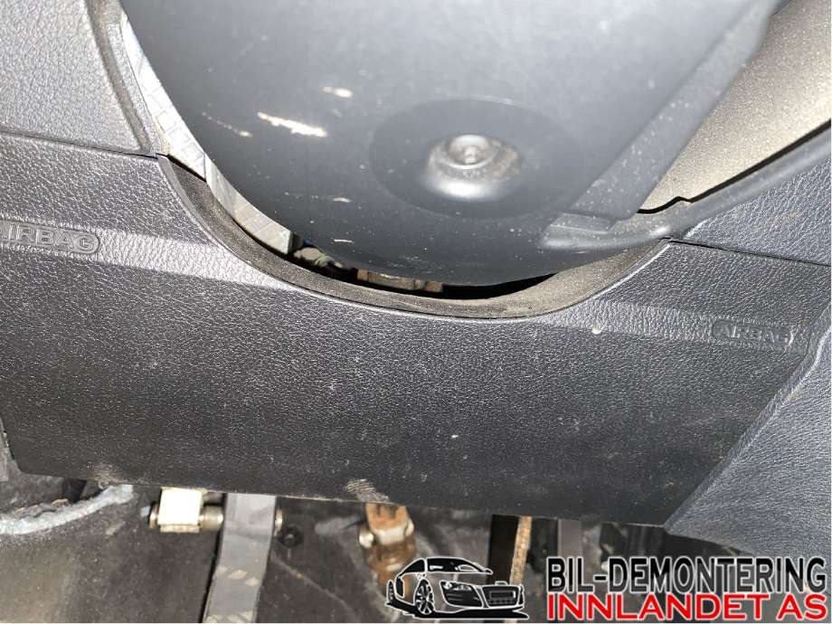 Airbag kne til Ford Mondeo, 2011-2014 (Type IV, Fase 2)  (FORD|7S71-U045J76-AG3ZHE)