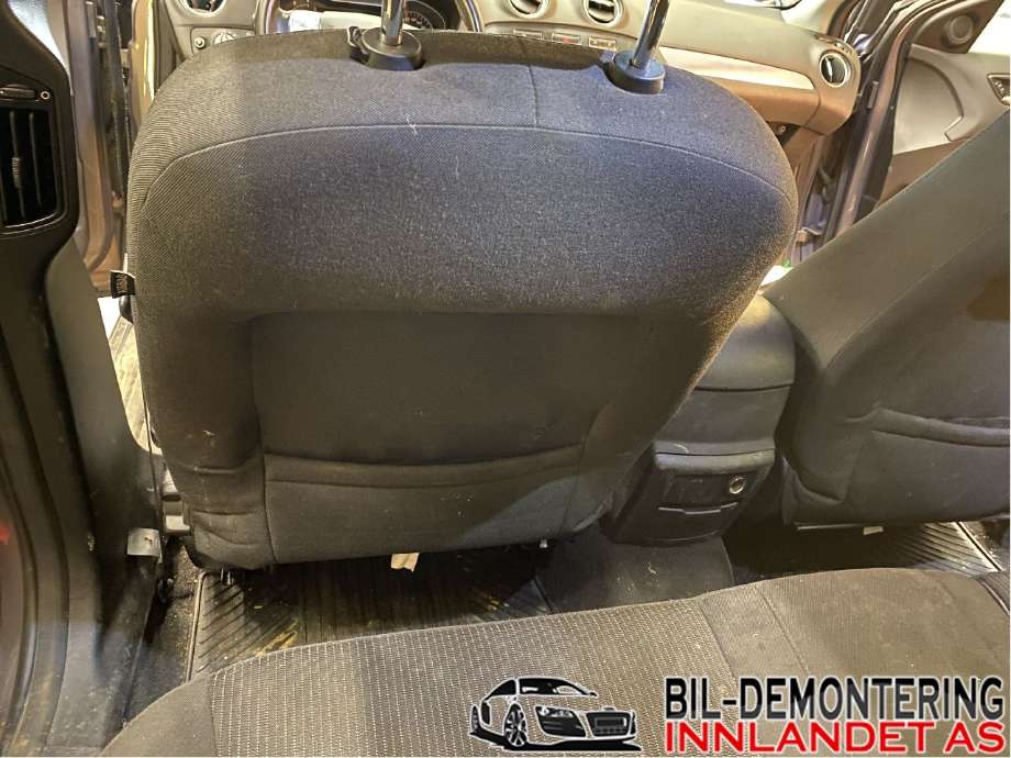 Sete foran venstre til Ford Mondeo 2011-2014 (Type IV, Fase 2)  (FORD|1752438|1790894|)