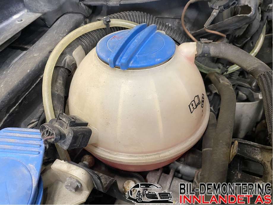Ekspansjonstank til VW Passat 2011-2015 (B7) (B7) (VOLKSWAGEN|1K0 121 407 A|1K0 121 407 F|)