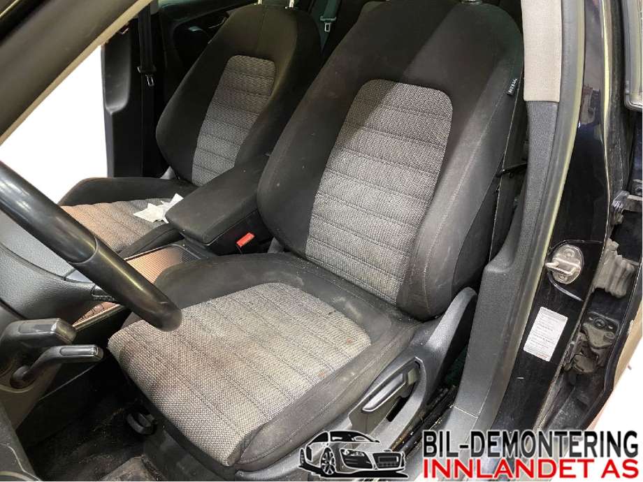 Sete foran venstre til VW Passat, 2011-2015 (B7) (B7) (VOLKSWAGEN|3C8 881 105 AM)