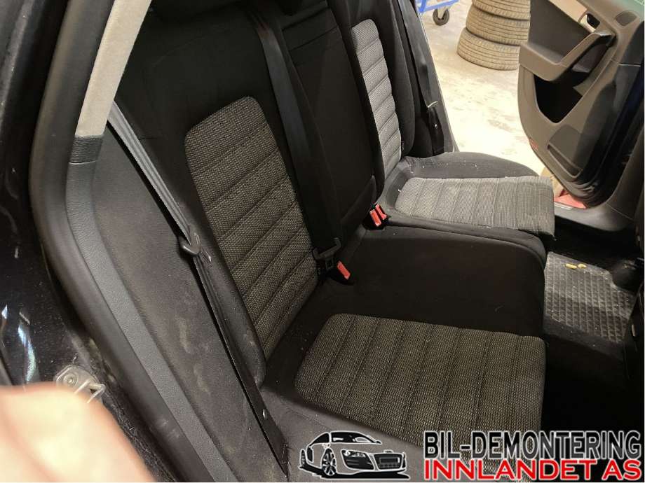 Sete bak til VW Passat 2011-2015 (B7) (B7) (VOLKSWAGEN|3C9 885 321|3AF 885 504 AL|3AF 885 503 D)