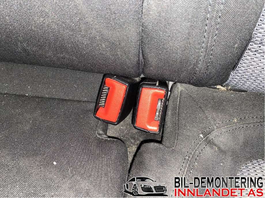 Sikkerhetsbeltelås baksete til VW Passat, 2011-2015 (B7) (B7) (VOLKSWAGEN|3AA 857 739 A)