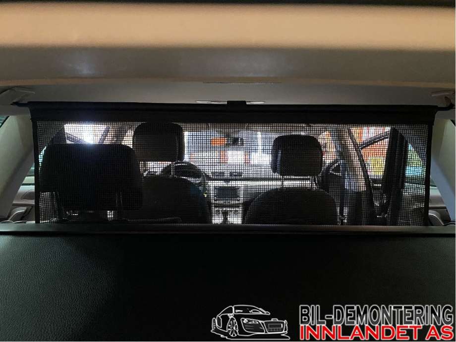Bagasjerom hundegitter til VW Passat, 2011-2015 (B7) (B7) (VOLKSWAGEN|3C9 861 691)
