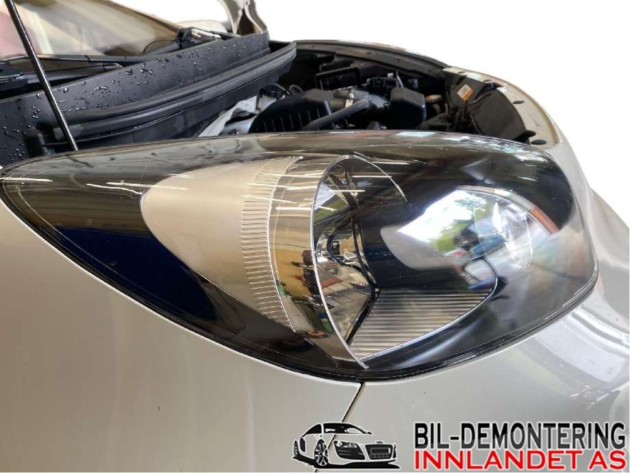 Frontlykt høyre halogen til Kia Picanto 2011-2017 (Type II)  (KIA|92102 1Y011|)