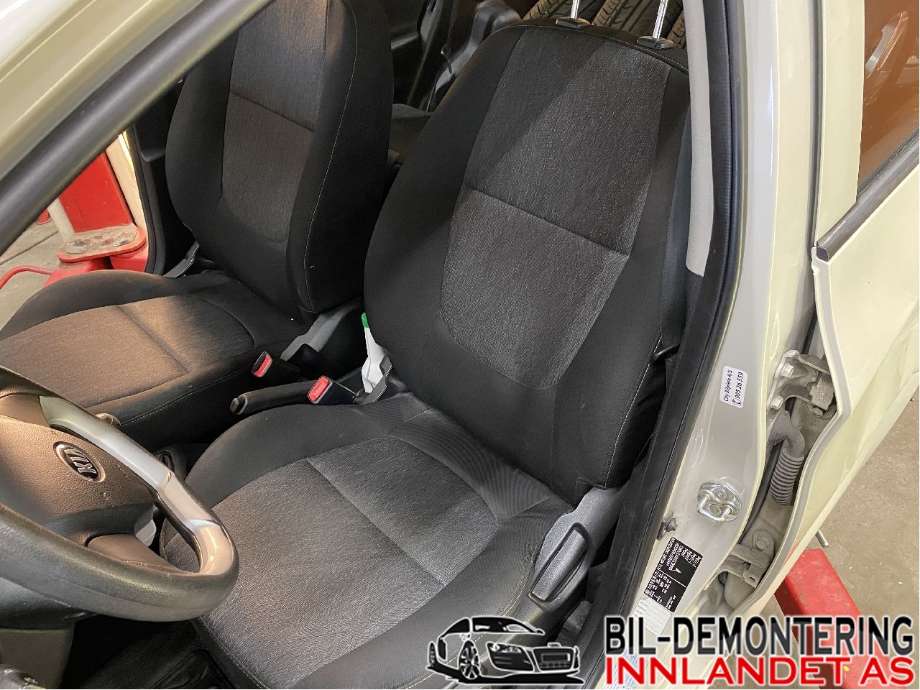 Sete foran venstre til Kia Picanto, 2011-2017 (Type II) (KIA|885001Y010)