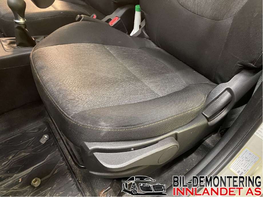 Sete foran venstre til Kia Picanto 2011-2017 (Type II) (KIA|885001Y010|883101Y020|)