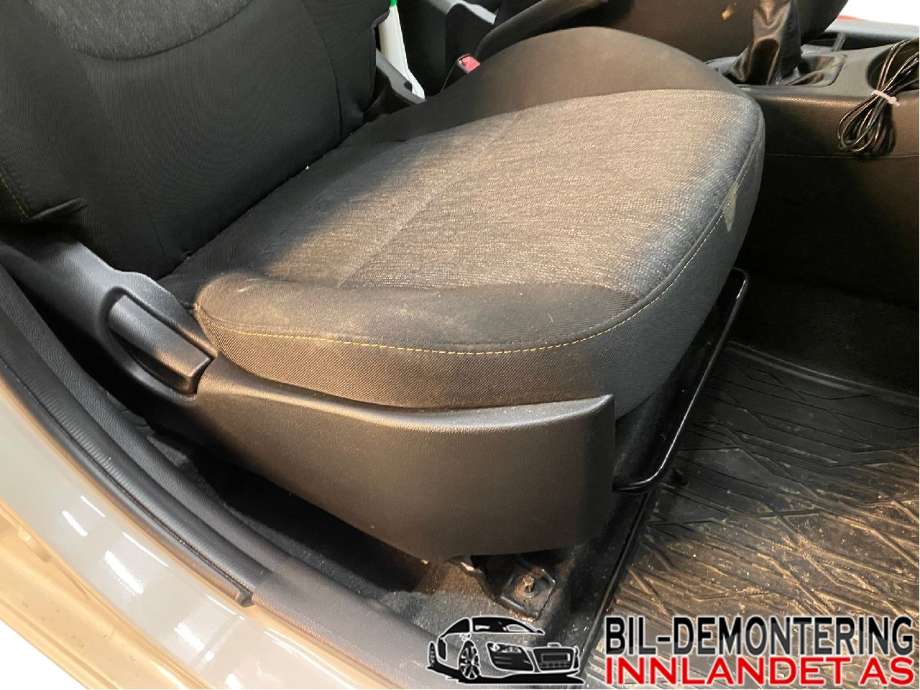 Sete foran høyre til Kia Picanto 2011-2017 (Type II)  (KIA|886001Y030|884101Y020|)