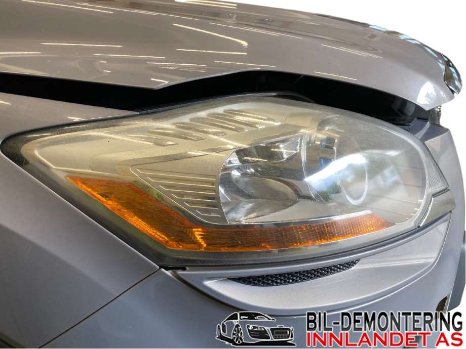 Frontlykt høyre halogen til Ford Kuga 2008-2012 (Type I)  (FORD|8V41-13005-AE|1590741|)