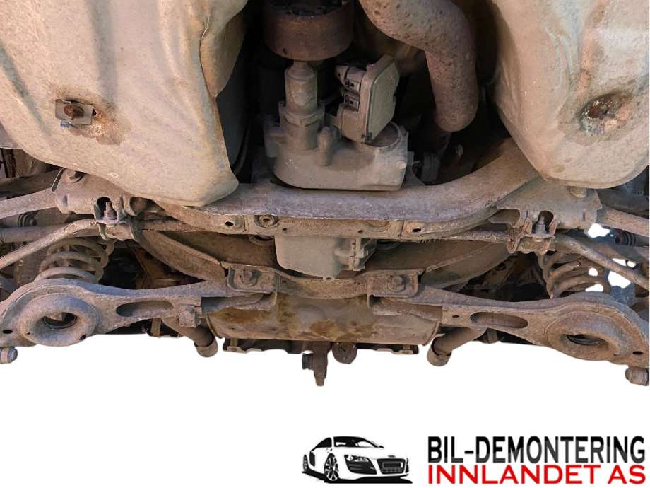 Travers bak til Ford Kuga, 2008-2012 (Type I)  (FORD|8V41-5K952-CA)