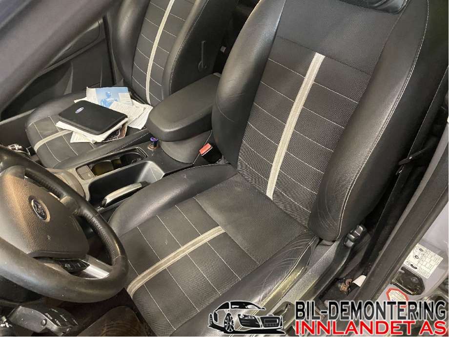 Sete foran venstre til Ford Kuga, 2008-2012 (Type I)  (FORD|7M51-R61465-BB)