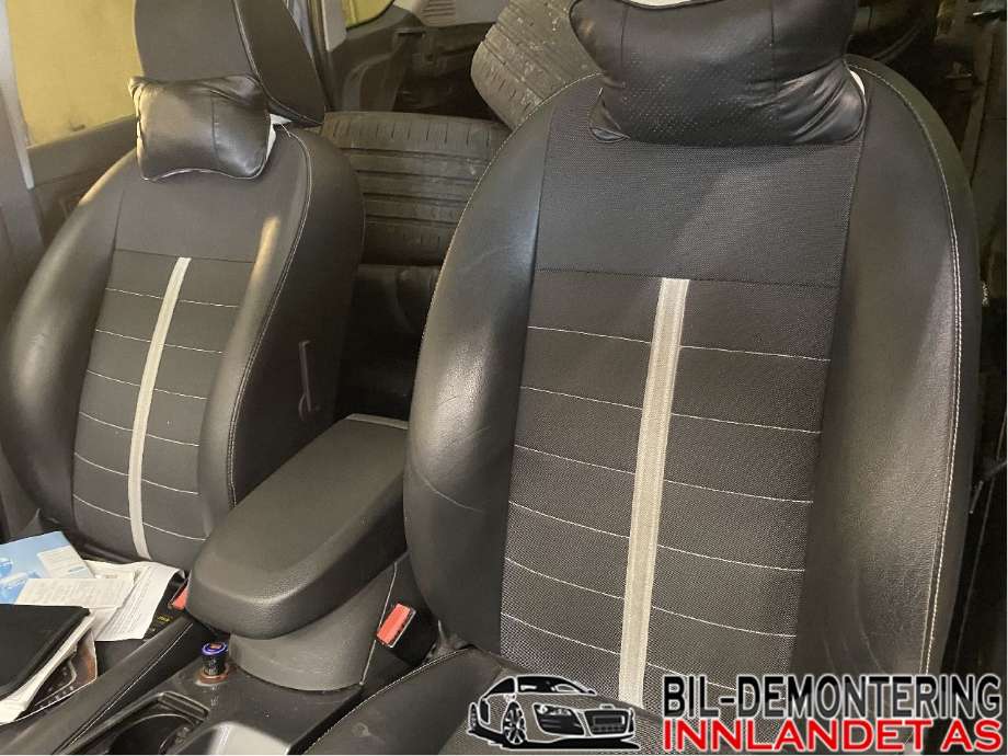 Sete foran venstre til Ford Kuga 2008-2012 (Type I) (FORD|7M51-R61465-BB|1747152|1447979)