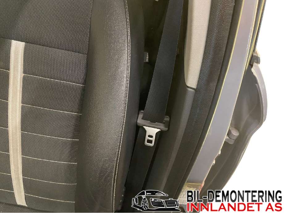 Sikkerhetsbelte foran venstre til Ford Kuga, 2008-2012 (Type I)  (FORD|8V41-S61295-AD)