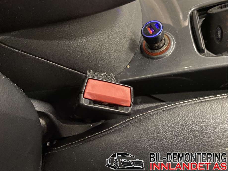 Sikkerhetsbeltelås baksete til Ford Kuga, 2008-2012 (Type I)  (FORD|8V41-A61208-AC)