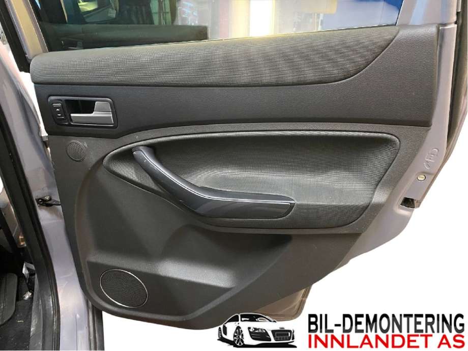 Dørtrekk høyre til Ford Kuga, 2008-2012 (Type I)  (FORD|8V41-S27406-CF1EQP)