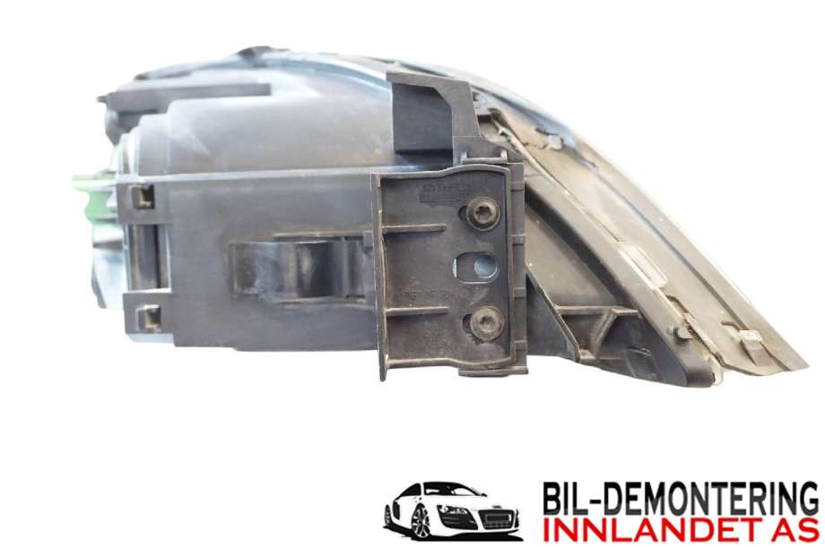 Frontlykt venstre halogen til Ford Mondeo 2001-2007 (Type III)  (FORD|1S71-13006-SE|1435624|)