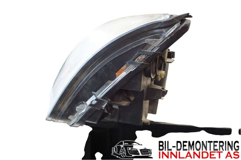 Frontlykt venstre halogen til Ford Mondeo 2001-2007 (Type III)  (FORD|1S71-13006-SE|1435624|)