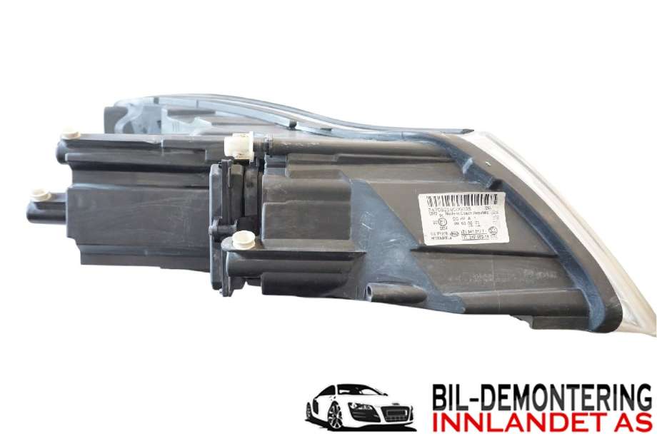 Frontlykt venstre halogen til Škoda Octavia 2009-2013 (Type II, Fase 2) (SKODA|1Z1 941 017 T|)