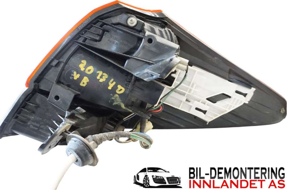 Baklykt venstre til Subaru Outback 2009-2014 (Type IV)  (SUBARU|84912AJ100|)