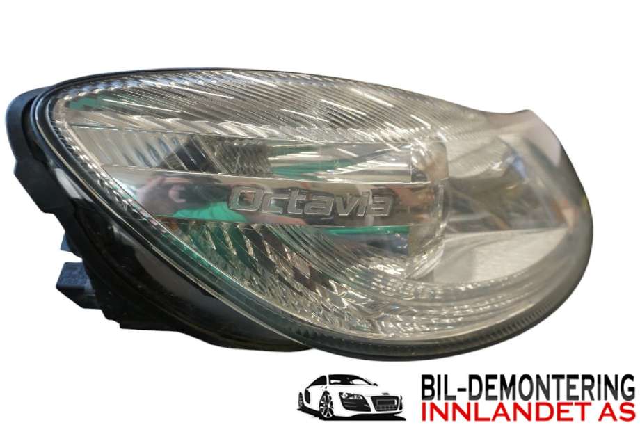 Frontlykt høyre halogen til Škoda Octavia 2009-2013 (Type II, Fase 2)  (SKODA|1Z1 941 018 T|)