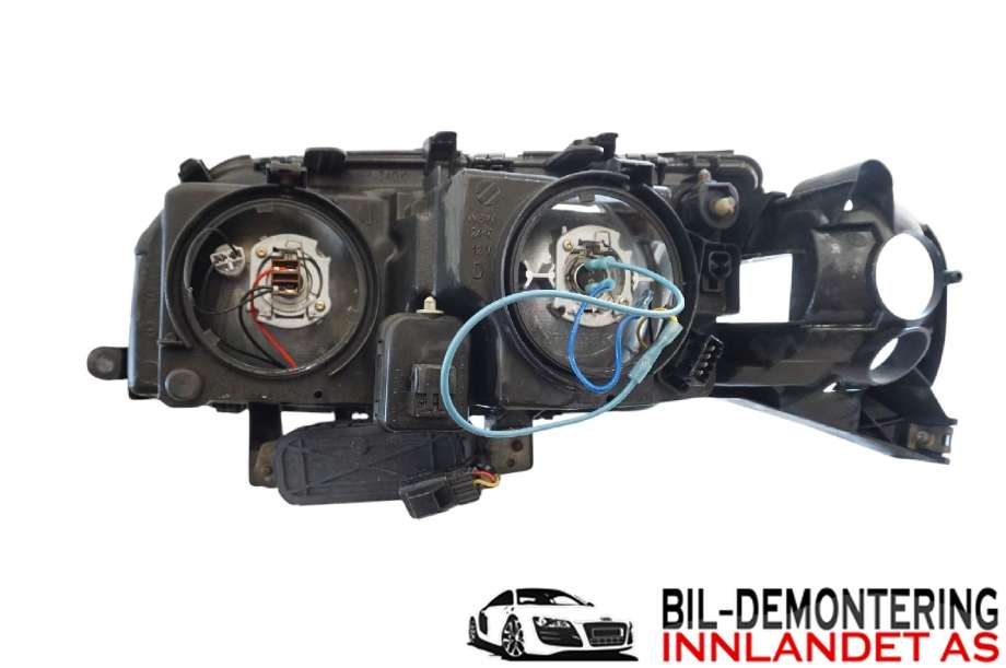 Frontlykt høyre halogen til Volvo S80 1998-2006 (Type I) (VOLVO|8693558|)