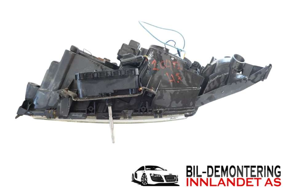 Frontlykt høyre halogen til Volvo S80 1998-2006 (Type I) (VOLVO|8693558|)