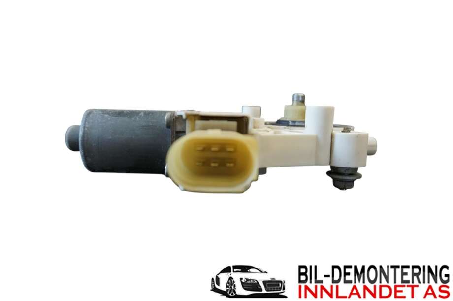 Ruteheis høyre til BMW 3-Serie 2005-2011 (E90/E91/E92/E93) (E90/E91/E92/E93) (BMW|67 62 6 927 028|)