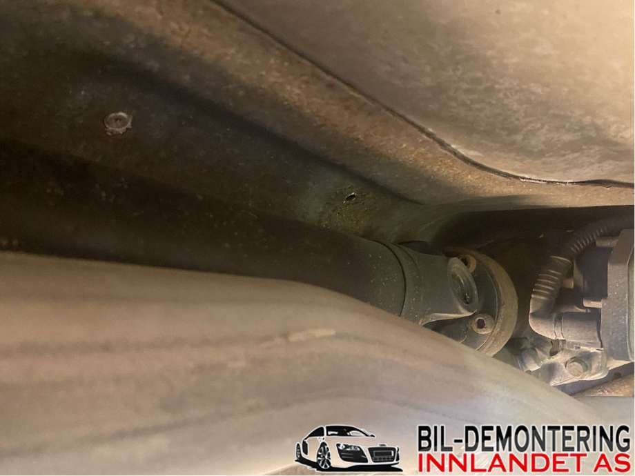 Mellomaksel til Volvo XC90 2002-2006 (Type I, Fase 1)  (VOLVO|30735027|)