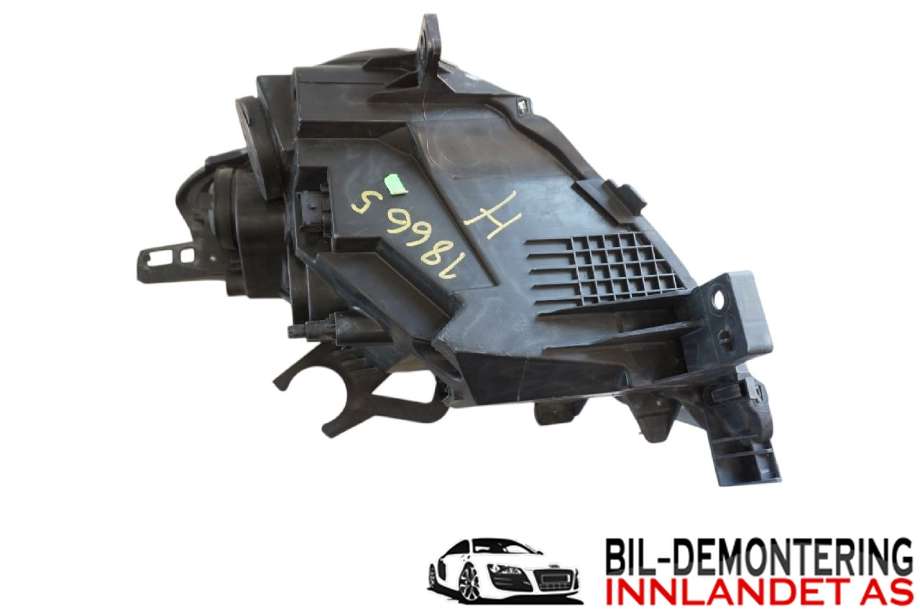 Frontlykt høyre halogen til Peugeot Partner 2008-2015 (Type II, Fase 1) (PEUGEOT|96 772 023 80|)