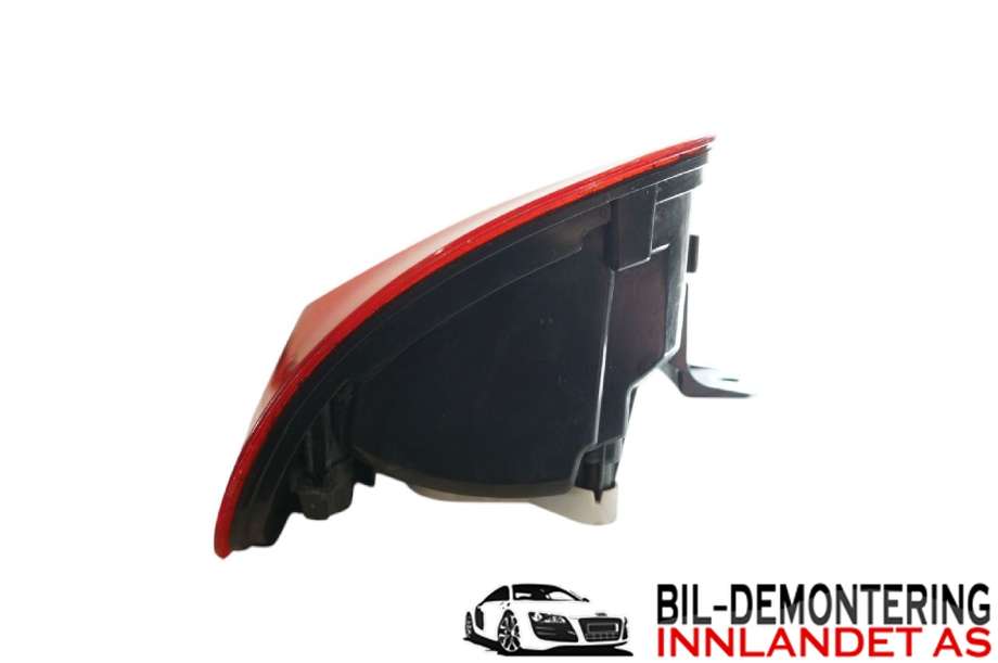 Baklykt venstre til VW Caddy 2015-2020 (Type III, Fase 3)  (VOLKSWAGEN|2K1 945 095 Q|)