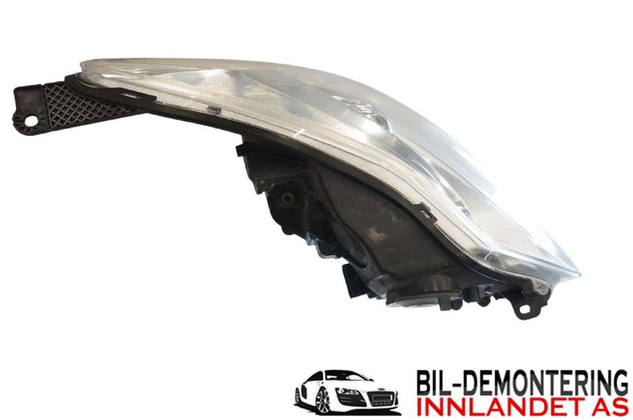 Frontlykt venstre halogen til Ford Focus 2011-2014 (Type III, Fase 1)  (FORD|BM51-13006-JB|2004299|)