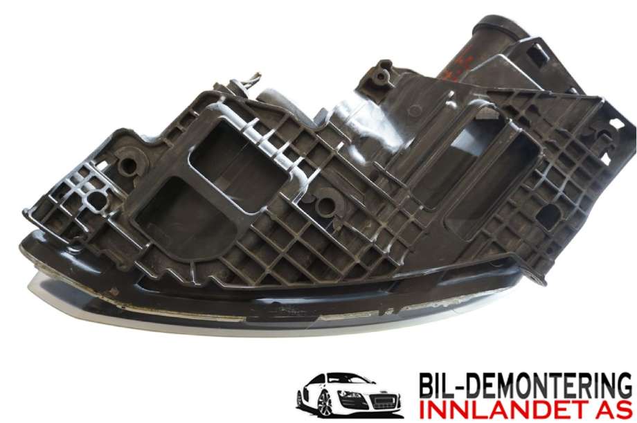 Frontlykt høyre halogen til VW Golf VI 2008-2012 (VOLKSWAGEN|5K1 941 006 L|)