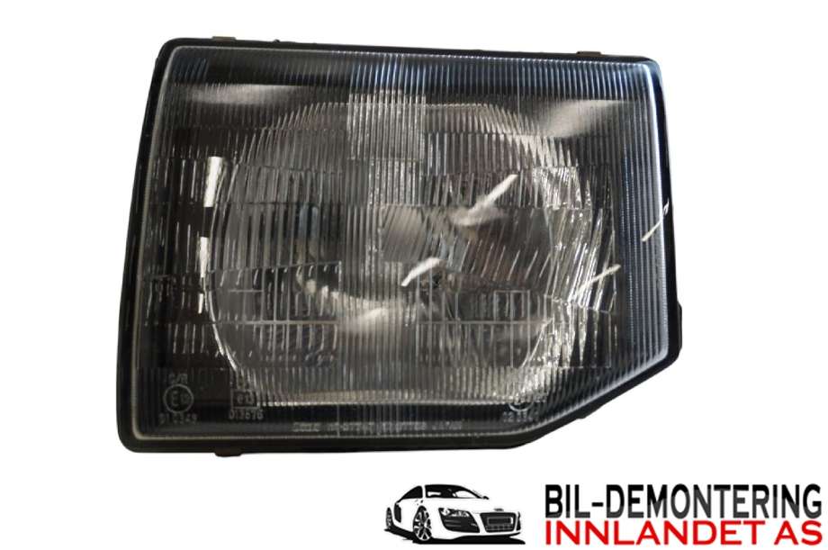 Frontlykt venstre halogen til Mitsubishi Pajero, 1992-1999 (Type II) (MITSUBISHI|MB831071)
