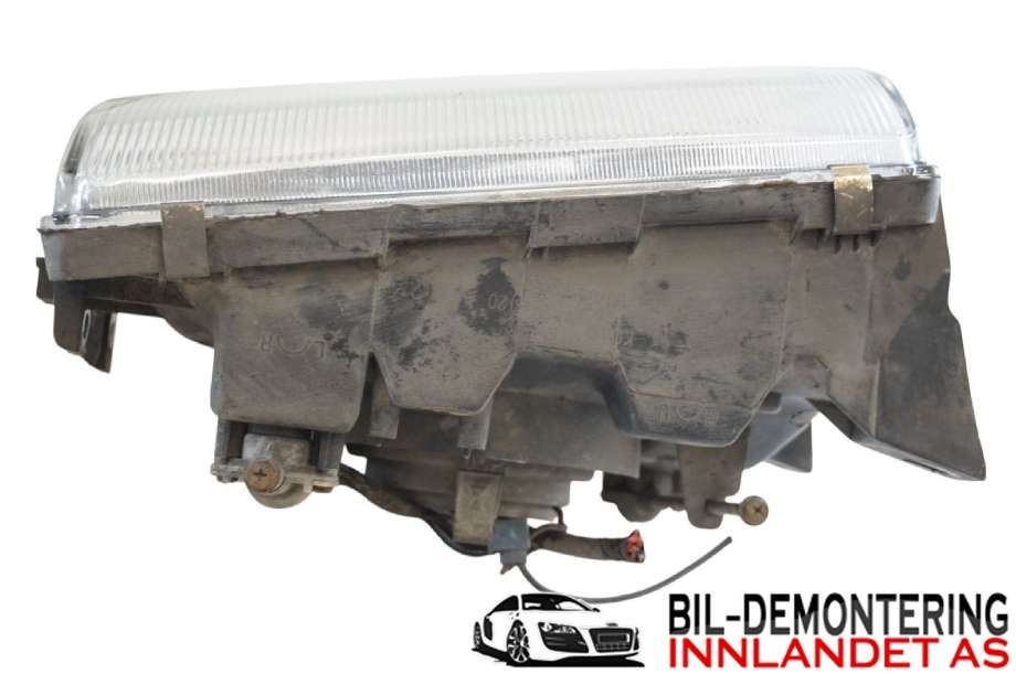 Frontlykt venstre halogen til Mitsubishi Pajero 1992-1999 (Type II) (MITSUBISHI|MB831071|)