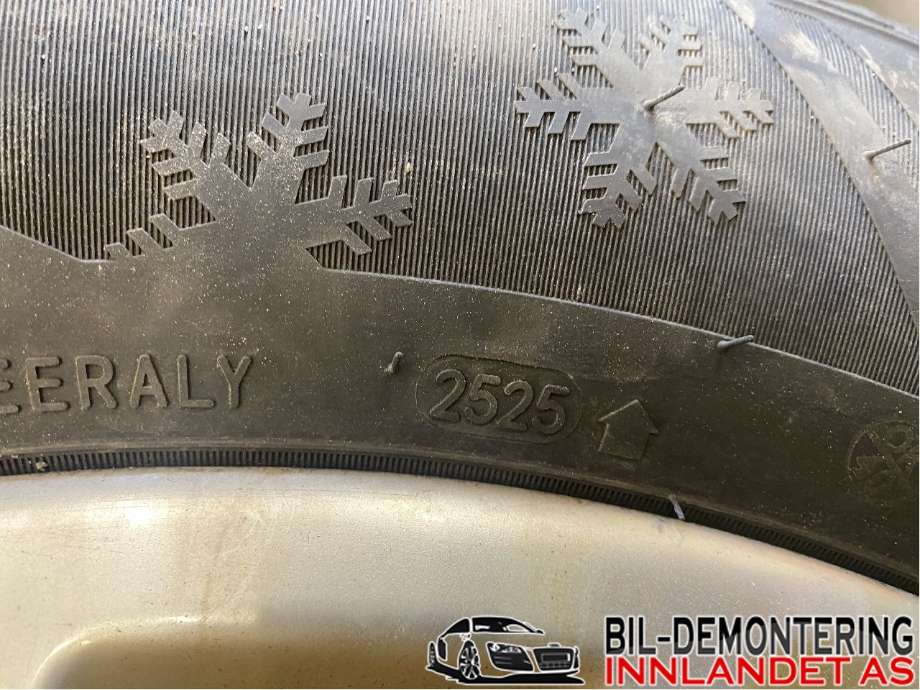 Felgsett aluminium til Volvo XC90 2002-2006 (Type I, Fase 1)  (VOLVO|7JX18 ET49|235/60R18 107V|)