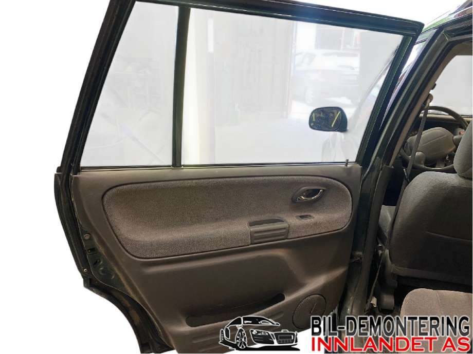 Ruteheis venstre bak til Suzuki Grand Vitara, 1998-2005 (Type II)  (SUZUKI|8350265D10)