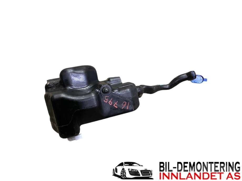Spylertank til Mercedes A-Klasse 2012-2018 (W176) (W176) (MERCEDES BENZ|A 246 869 01 20|)