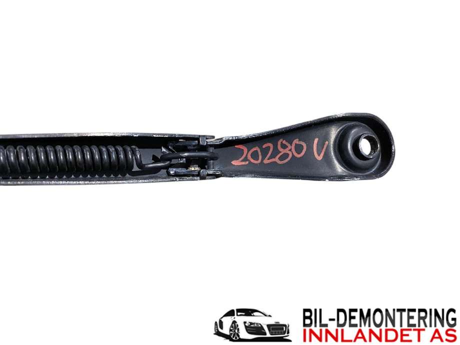 Viskerarmer frontrute til Mercedes Vito 2014-->> (W447) (W447) (A 447 820 00 00|)