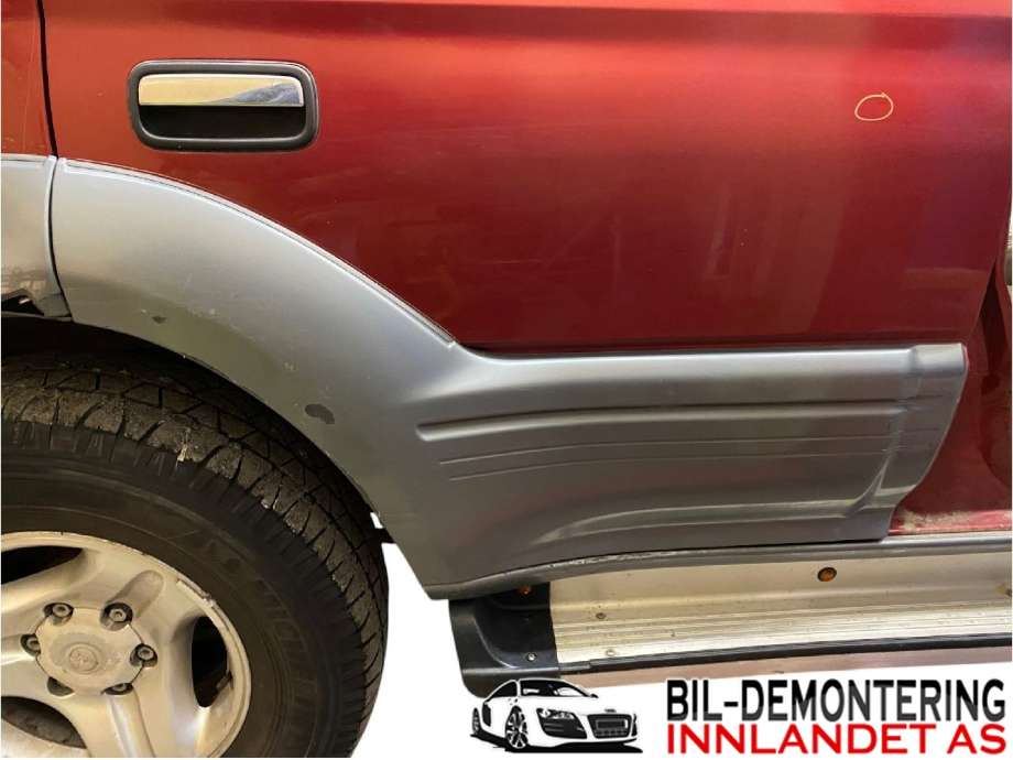 Diverse deler til Toyota Land Cruiser 100, 1998-2007  (TOYOTA|7507560010B0)